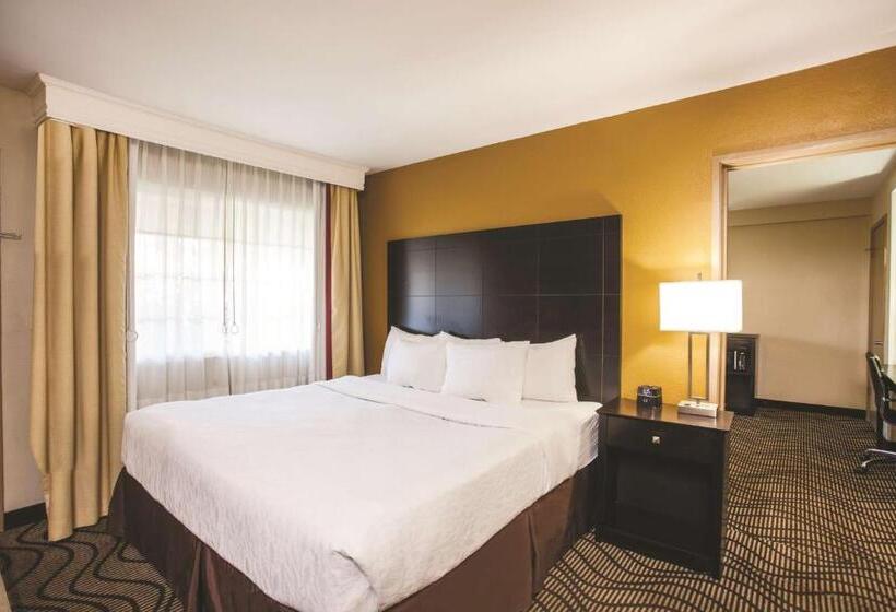 标准间, La Quinta By Wyndham Carlsbad   Legoland Area