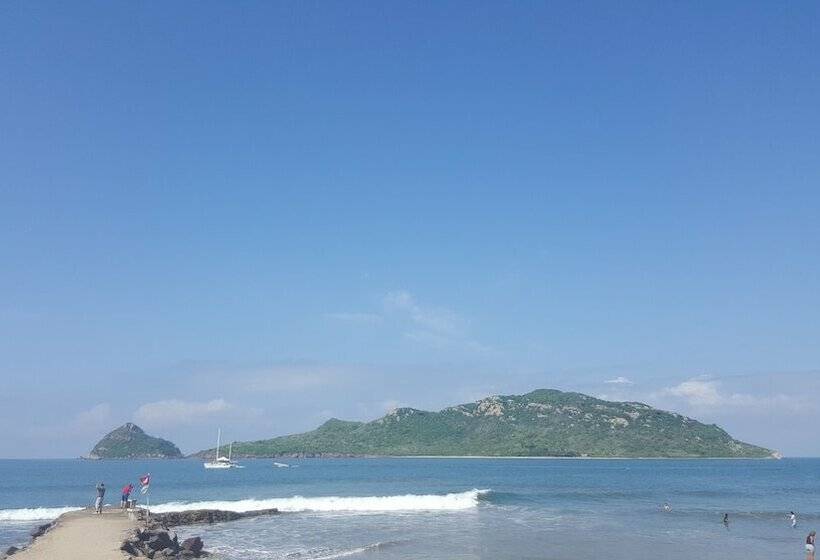 スタンダードルーム, Las Flores Beach Resort