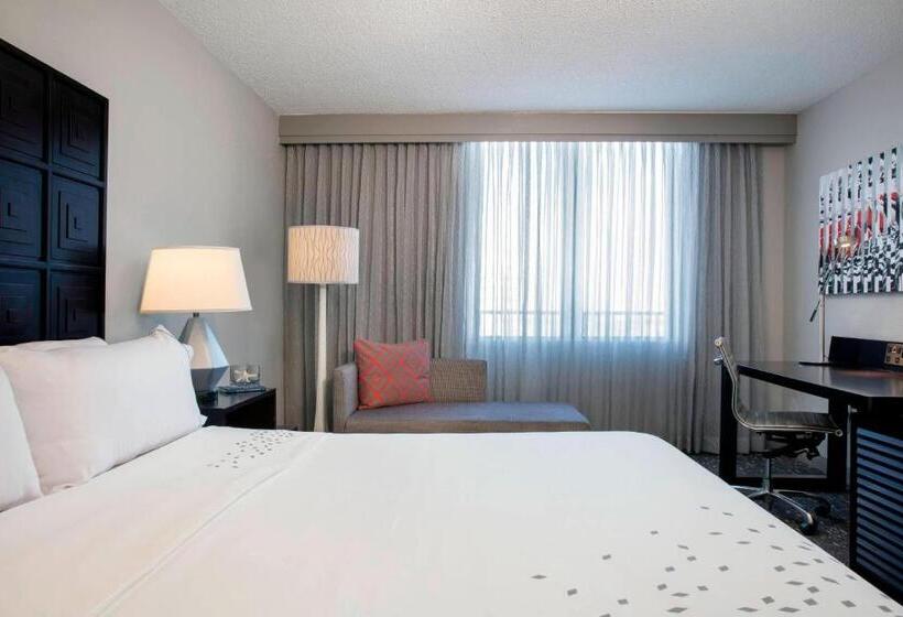 身障者適用キングサイズベッドルーム, Renaissance Fort Lauderdale Cruise Port