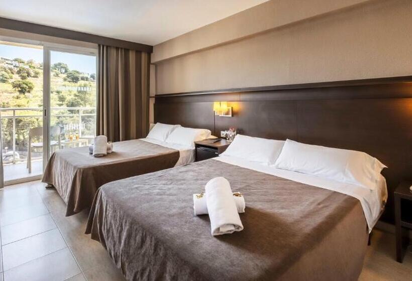 プールビュースタンダードルーム, Rosamar Garden Resort
