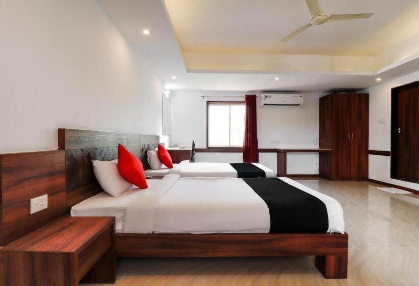 三人经典房间, Capital O Sai Arya Residency