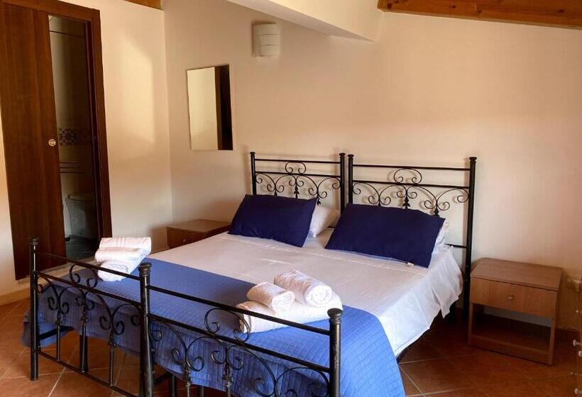 Четырехместный Номер Стандарт, B&b Kamaraton