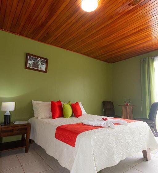 스탠다드 트리플 룸, Nafre House B&b Monteverde