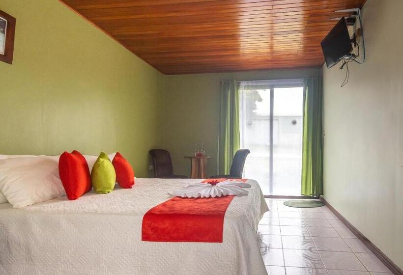 스탠다드 트리플 룸, Nafre House B&b Monteverde