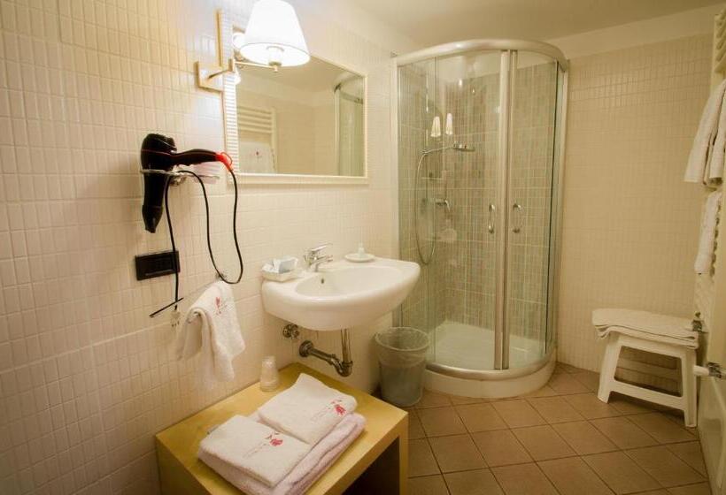 四人标准间, La Magnolia B&b