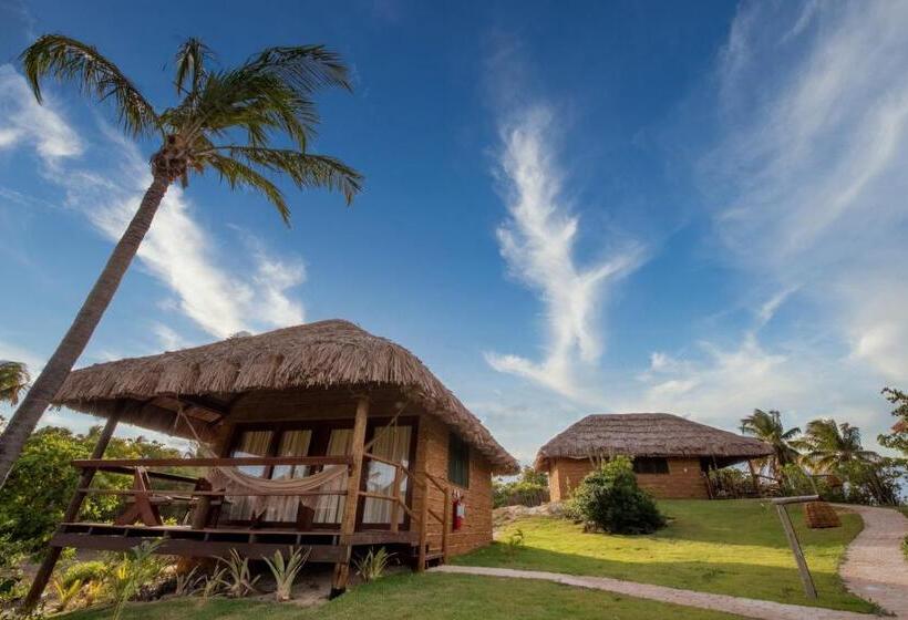 اتاق استاندارد سه نفره, Kauli Seadi Beach