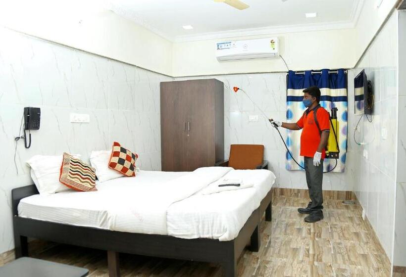 Номер Deluxe, Lakeview Residency, Sricity Tada