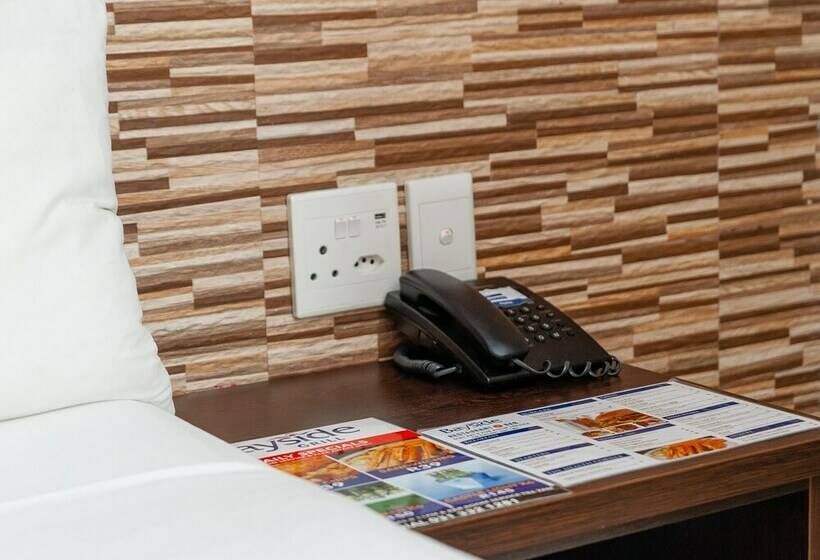 Номер Стандарт, Bayside Hotel 100 Pixley Kaseme Street