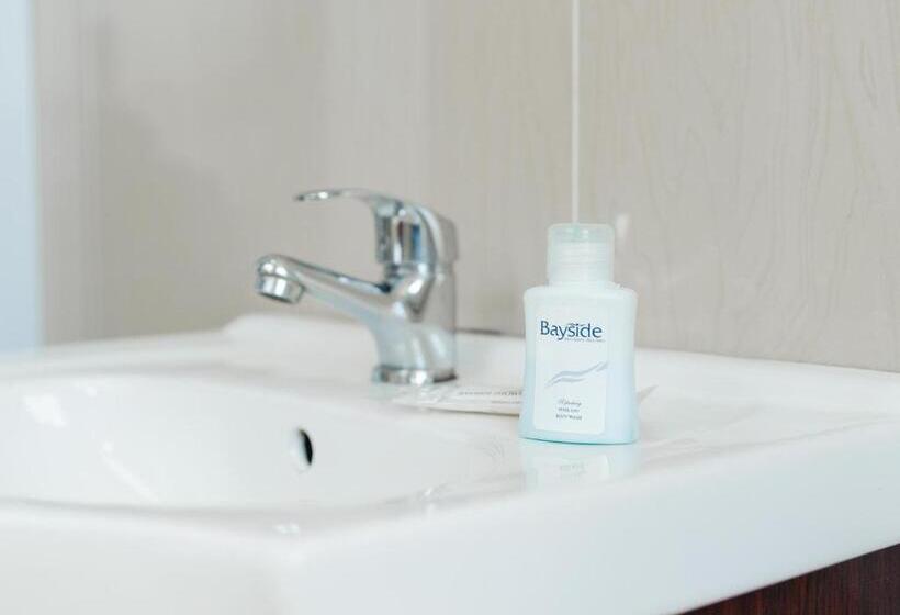 Номер Стандарт, Bayside Hotel 100 Pixley Kaseme Street