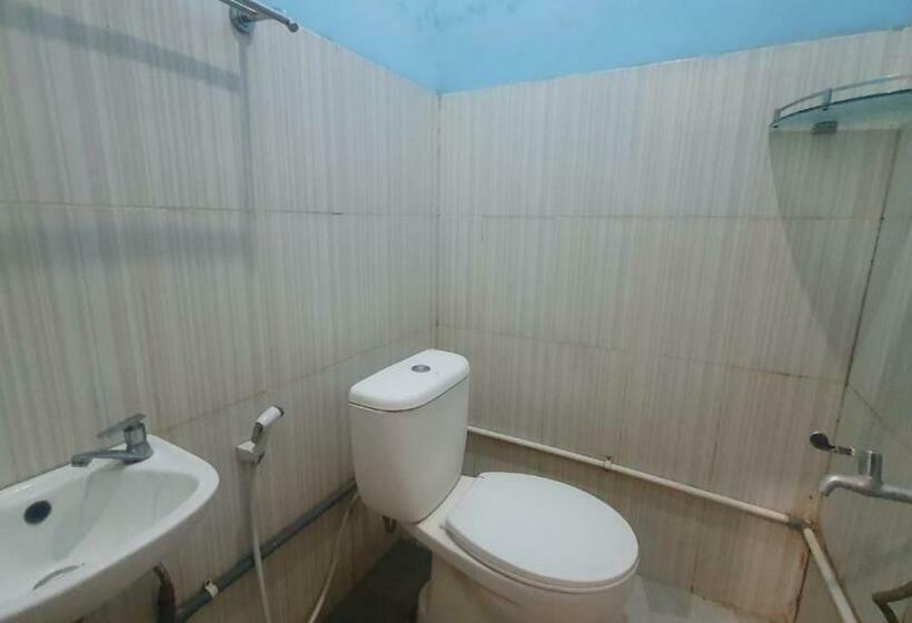اتاق استاندارد, Reddoorz Syariah At Demasto Homestay Jember
