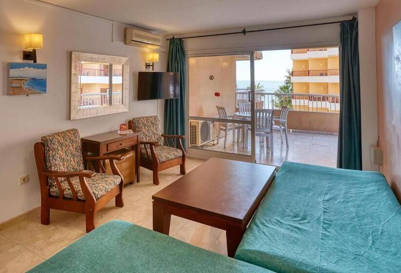 スタンダードスタジオ, Apartamentos La Jabega