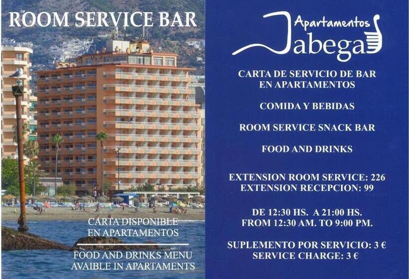 استودیوی استاندارد, Apartamentos La Jabega