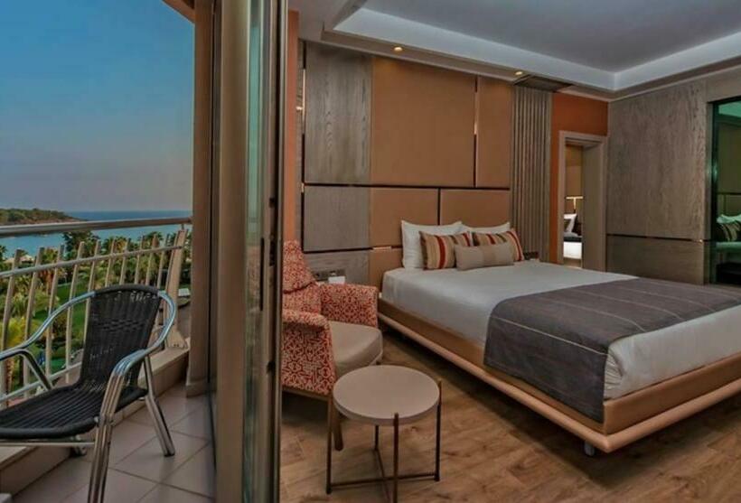 اتاق خانوادگی, Arycanda Kirman Premium   Ultra All Inclusive