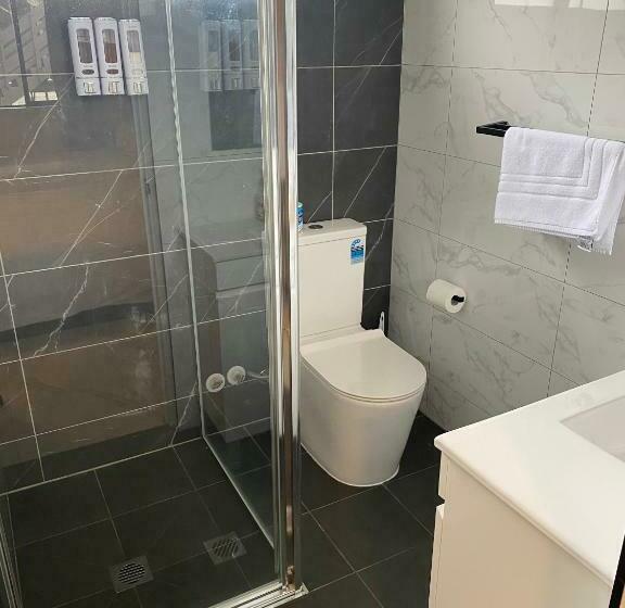 Номер Стандарт Индивидуальный Кровать Куин, Lakeside Inn Wollongong