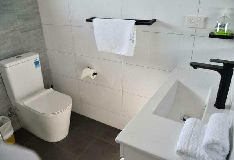 Семейный Номер с Койками, Lakeside Inn Wollongong