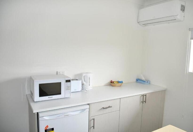 Номер Стандарт, Lakeside Inn Wollongong