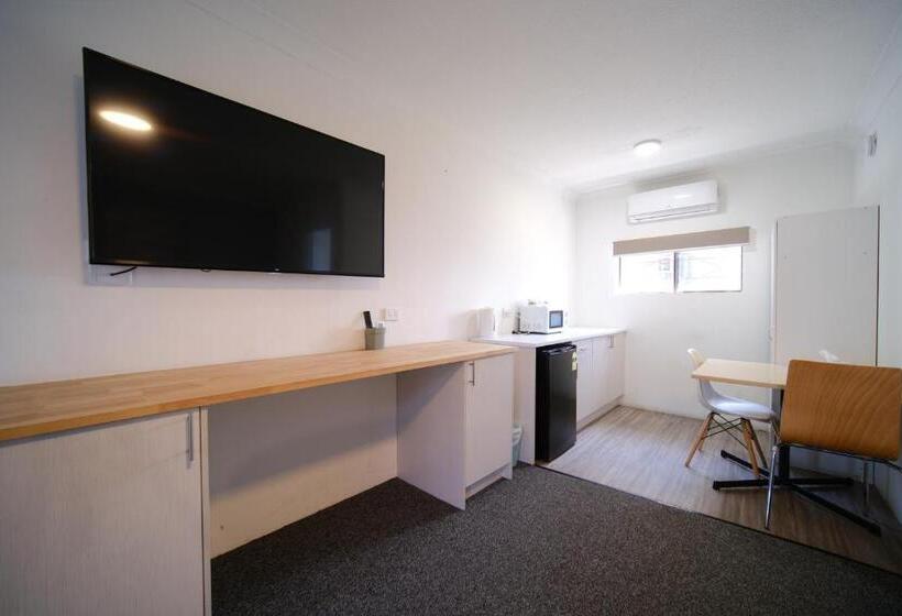 Номер Стандарт, Lakeside Inn Wollongong