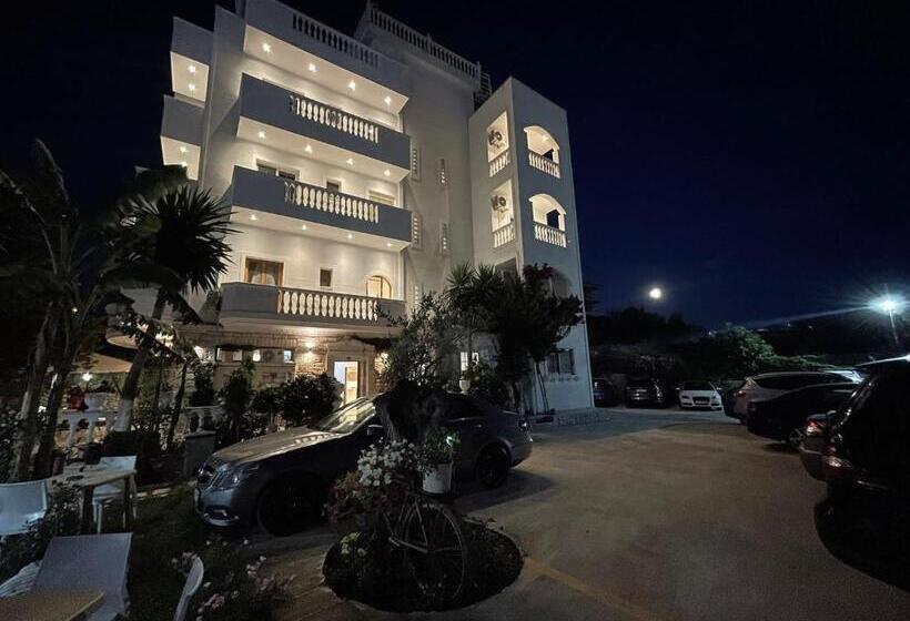 اتاق سوپریور, Tre Isole Ksamil
