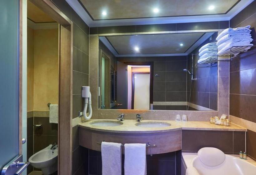 Family Suite, Cruise