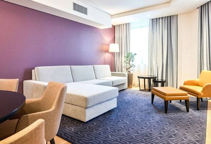 مجموعه ویستا شهر, Radisson Blu Hotel, Kyiv City Centre