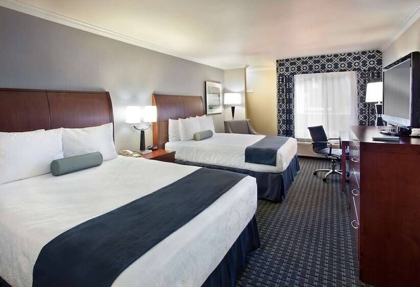 발코니가 있는 스위트, Best Western Plus Marina Shores
