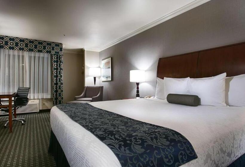 장애인을 위한 킹사이즈 침대 스탠다드 룸, Best Western Plus Marina Shores