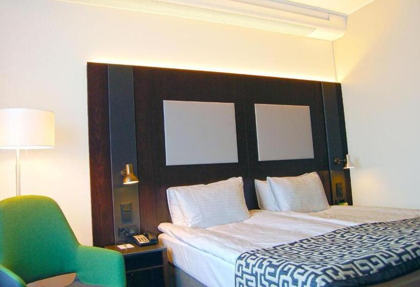 Стандартный Номер Кровать Кинг, Holiday Inn Helsinki West   Ruoholahti, An Ihg