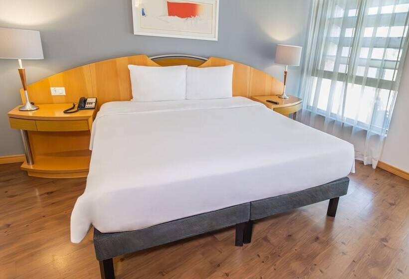 سوییت جونیور, Nacional Inn Jaragua Sao Paulo