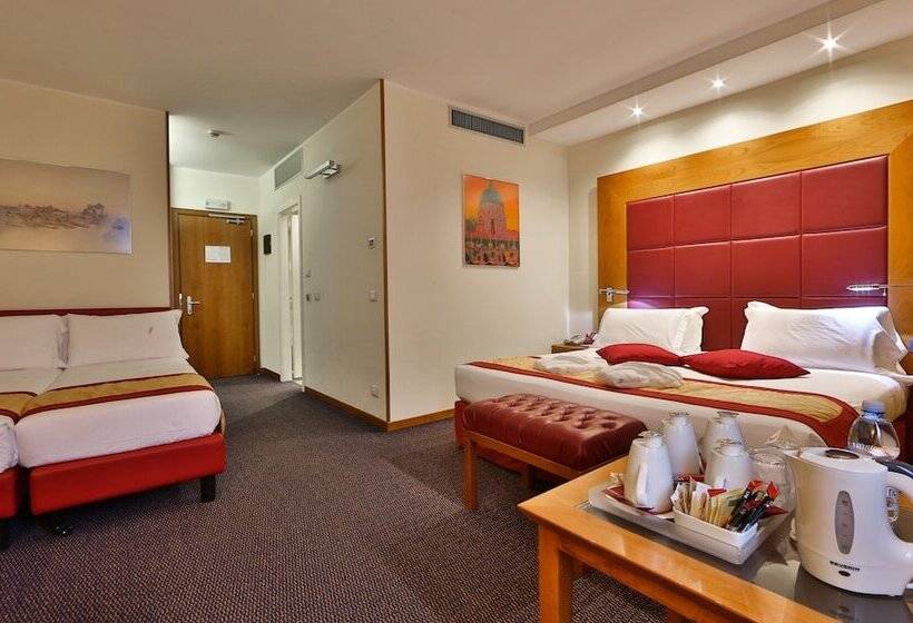 스탠다드 룸, Crowne Plaza Venice East, An Ihg