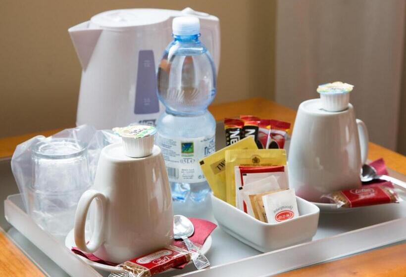 장애인을 위한 스탠다드 룸, Crowne Plaza Venice East, An Ihg