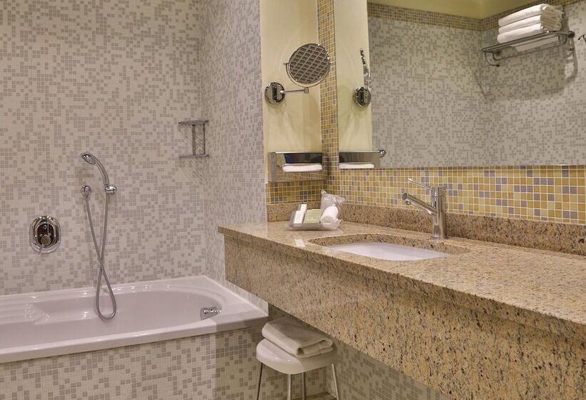 스탠다드 룸, Crowne Plaza Venice East, An Ihg