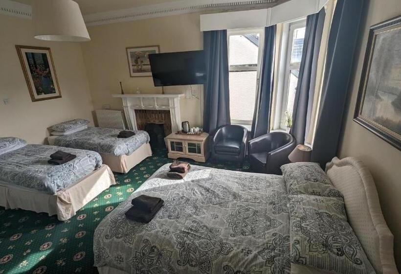 Семейный Номер, Dalgair House