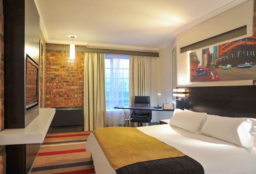 Номер Стандарт, Garden Court Victoria Junction