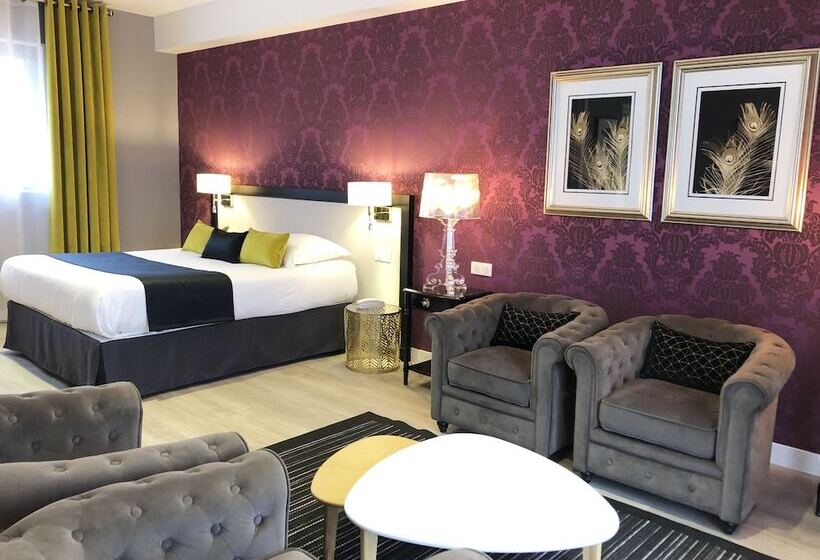 Люкс с Террасой, Les Suites   Domaine De Crécy