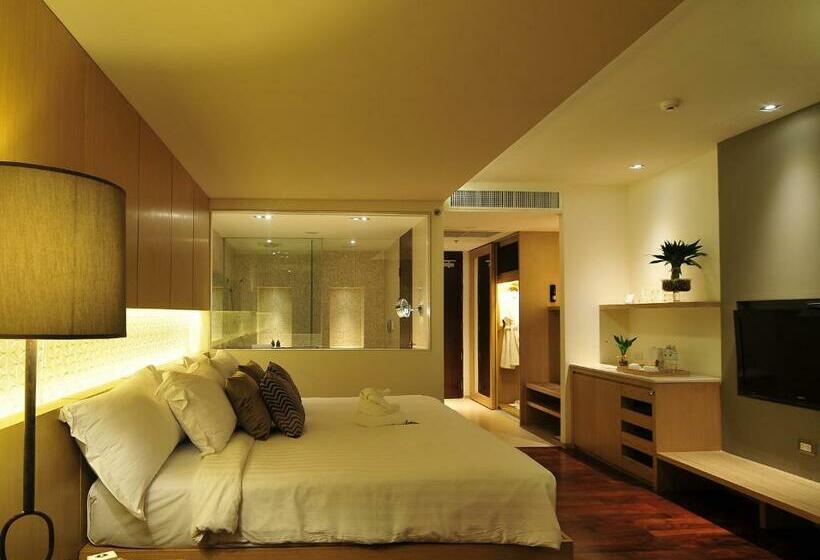 Номер Deluxe Вид на Бассейн, Phuket Graceland Resort and Spa