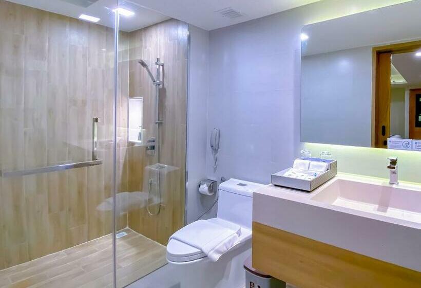 Люкс 2 Спальни, Phuket Graceland Resort and Spa
