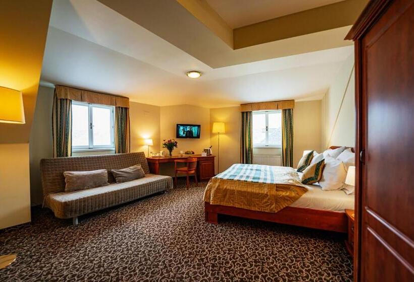 Quarto Deluxe, U Divadla   Czech Leading Hotels