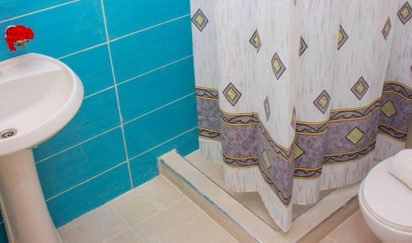 Номер Economy, Plessas Palace