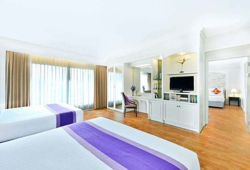 Quarto Familiar Comunicado, Centre Point Plus Hotel Pratunam
