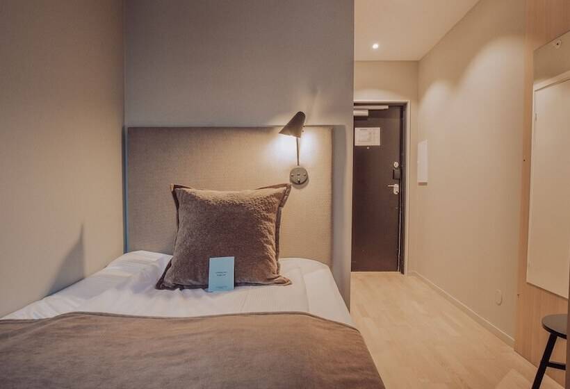 اتاق استاندارد یک نفره, Clarion Collection Hotel Odin
