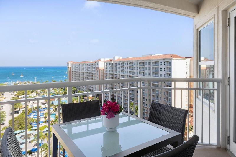 ویلای 1 خوابه با چشم‌انداز دریا, Marriott's Aruba Surf Club