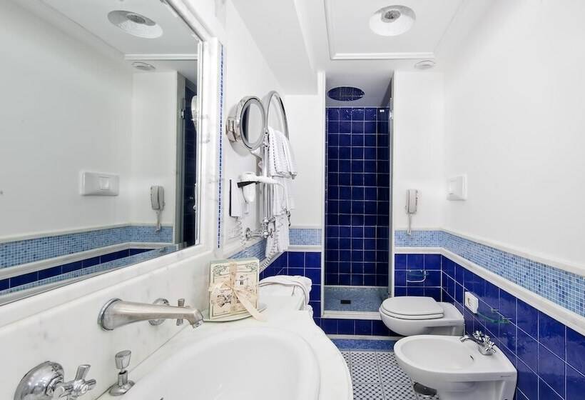豪华海景房, Luxury Villa Excelsior Parco