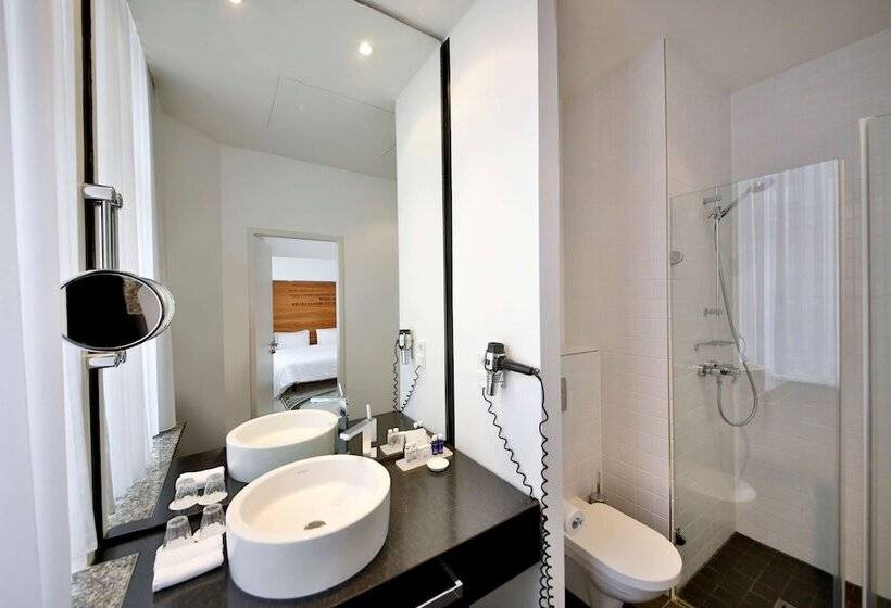 اتاق سوپریور, Park Plaza Wallstreet Berlin Mitte