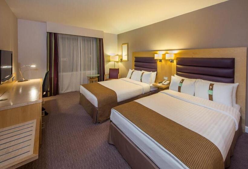 Номер Стандарт 2 Двуспальные Кровати, Holiday Inn London Brentford Lock, An Ihg