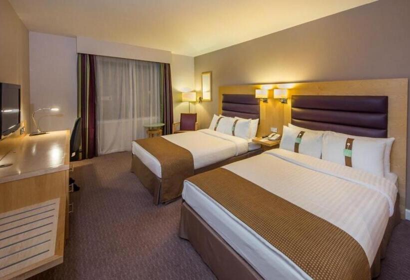 Номер Стандарт 2 Двуспальные Кровати, Holiday Inn London Brentford Lock, An Ihg