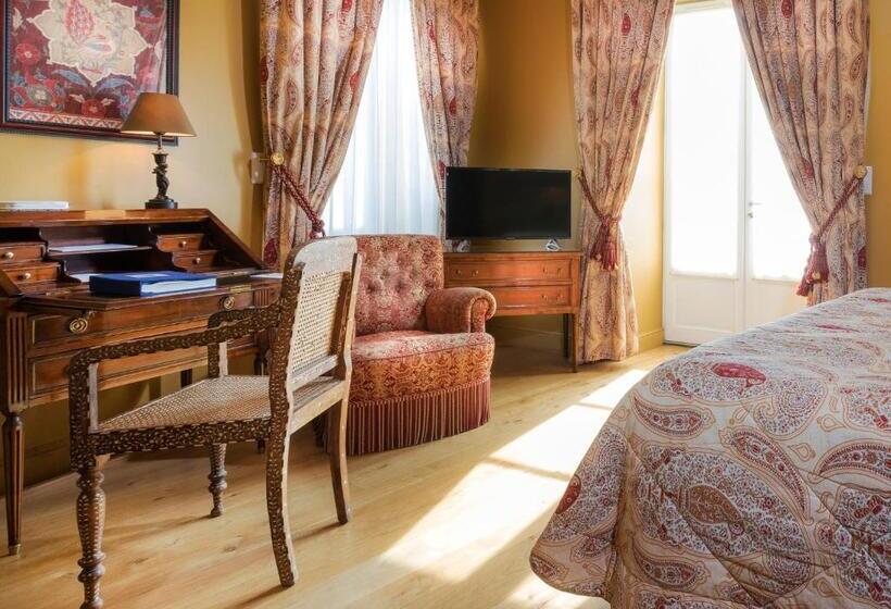 プレミアムルーム, Hôtel De Toiras