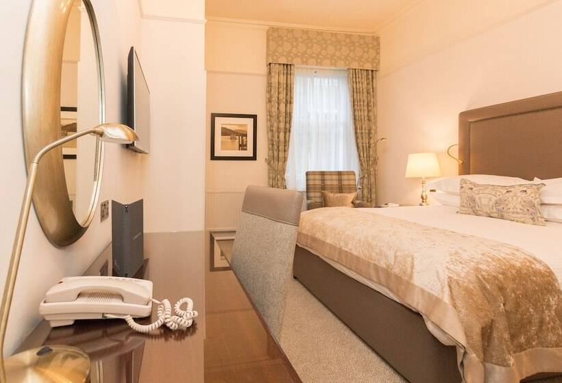 Номер Deluxe, Macdonald Old England Hotel & Spa