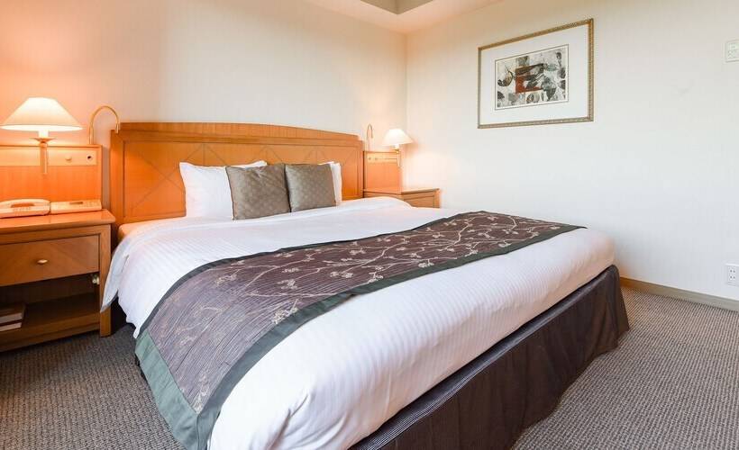Номер Стандарт, Forest Inn Showakan
