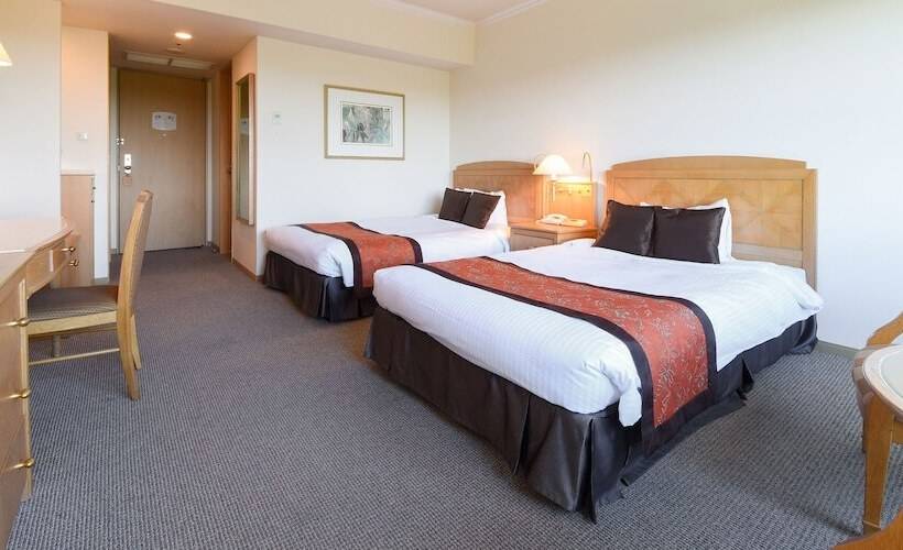 Номер Стандарт, Forest Inn Showakan