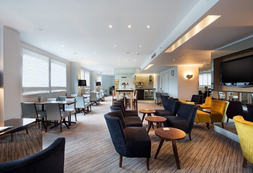 Номер Executive, Hilton London Tower Bridge